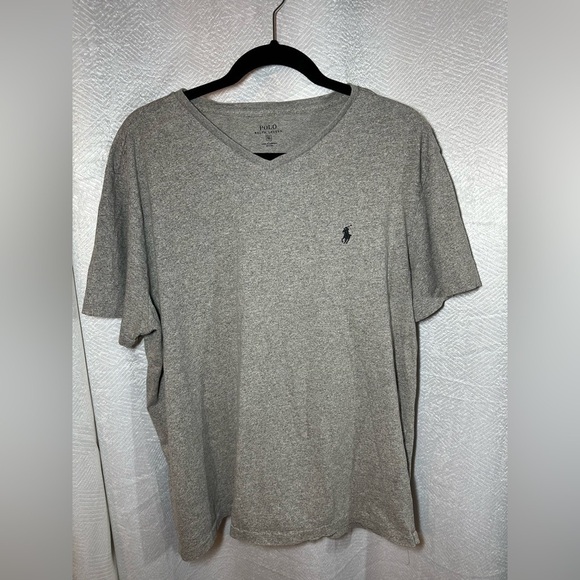Polo Ralph Lauren Men’s Sz XL V-Neck Gray Short Sleeve T-Shirt EUC - Picture 1 of 5